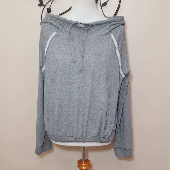 Free People
Kimmie Pullover - Picture 2 of 8